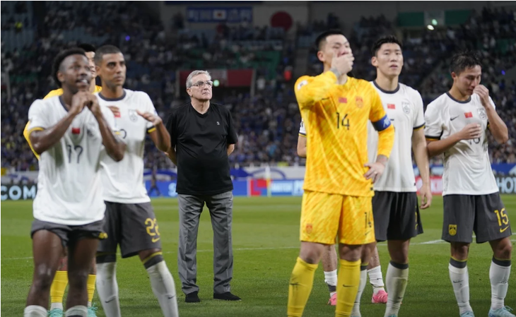 Cổ động viên Trung Quốc bi quan: chúng ta sẽ thua 0-10 trước Saudi Arabia - Ảnh 1.